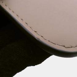 مملوكة مسبقًا Louis Vuitton Hina Galet Monogram Mahina Size Pm