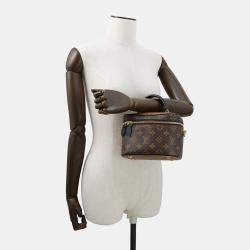 Pre Owned حقيبة لويس فيتون فانيتي نوير مونوغرام مونوغرام ريفيرس كانفاس حجم PM