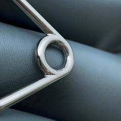 مملوكة مسبقًا حقيبة لويس فيتون كوسين جلد حمل منقوش أزرق جليدي/أحمر حجم صغير