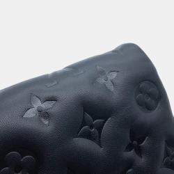 مملوكة مسبقًا Louis Vuitton Pochette Coussin Noir Monogram Embossed Lamb Leather