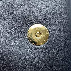 مملوكة مسبقًا Louis Vuitton Pochette Coussin Noir Monogram Embossed Lamb Leather