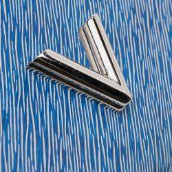 مملوكة مسبقًا حقيبة لويس فيتون تويست م م دِنيم إبي مرصّعة زرقاء