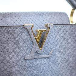 مملوكة مسبقًا Louis Vuitton Blue Python Capucines BB