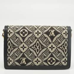مملوكة مسبقًا Louis Vuitton Since 1854 Dauphine Black/White Canvas Wallet On Chain