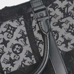 Pre Owned Louis Vuitton Monogram Keepall Bandouliere 50 Handbag