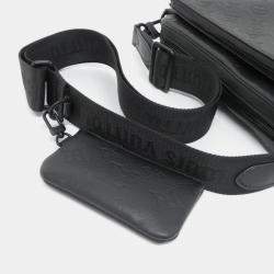 مملوكة مسبقًا Louis Vuitton Monogram Shadow Trio Messenger Shoulder Bag