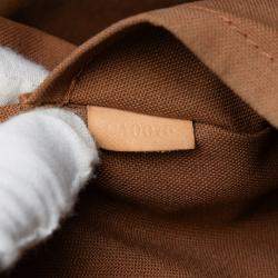 مملوكة مسبقًا حقيبة لويس فيتون تولوم مونوغرام بني GM