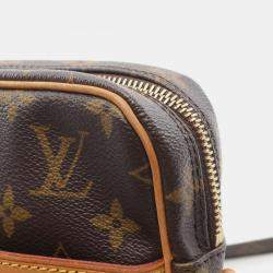 Pre Owned Louis Vuitton Danube Monogram Canvas Crossbody Bag