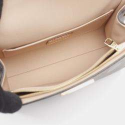 مملوكة مسبقًا Louis Vuitton Cluny Mini Monogram Canvas Crossbody Bag