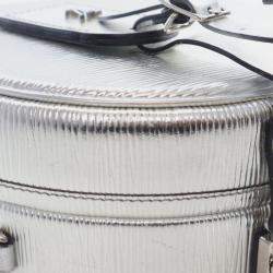 مملوكة مسبقًا Louis Vuitton Silver Epi Petite Boite Chapeau