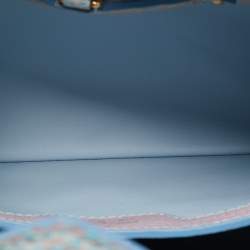 مملوكة مسبقًا Louis Vuitton Capucines BB Blue Iridescent Taurillon Leather Top Handle Bag