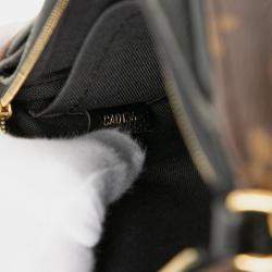 مملوكة مسبقًا حقيبة كلاتش لويس فيتون بالاس مونوغرام بني وأسود