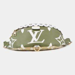مملوكة مسبقًا Louis Vuitton Bumbag Khaki/White/Beige Monogram Monogram Giant