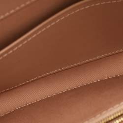 Pre Owned كَلَتش جلد لامع بيج لوي فيتون لويس