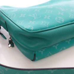 مملوكة مسبقًا حقيبة لويس فيتون مونوغرام تايغرما رسول خارجي