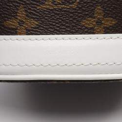 مملوكة مسبقًا حقيبة كتف لوي فيتون مونوجرام نانو جلد بني وأبيض