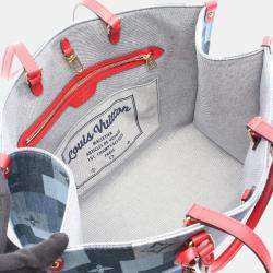 Pre Owned حقيبة يد لوي فيتون أون ذا غو دينيم مونوغرامي زرقاء جلد كبيرة