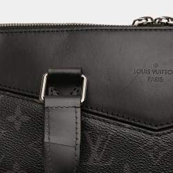 مملوكة مسبقًا Louis Vuitton Black Monogram Eclipse Explorer Tote