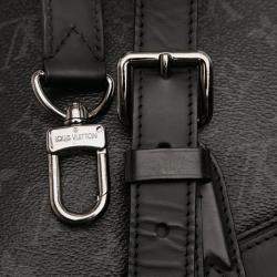 مملوكة مسبقًا Louis Vuitton Black Monogram Eclipse Explorer Tote