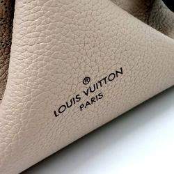 Pre Owned Louis Vuitton Beige Leather Mahina Beaubourg Hobo MM