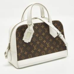 مملوكة مسبقًا Louis Vuitton Dora PM White Monogram Canvas Bag