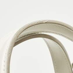 مملوكة مسبقًا Louis Vuitton Dora PM White Monogram Canvas Bag