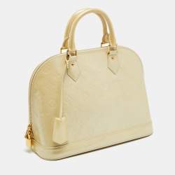 مملوكة مسبقًا Louis Vuitton Alma PM Blanc Corail Monogram Vernis Bag