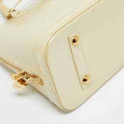 مملوكة مسبقًا Louis Vuitton Alma PM Blanc Corail Monogram Vernis Bag