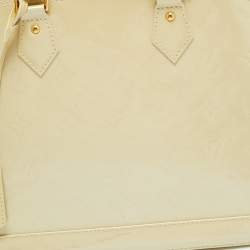 مملوكة مسبقًا Louis Vuitton Alma PM Blanc Corail Monogram Vernis Bag