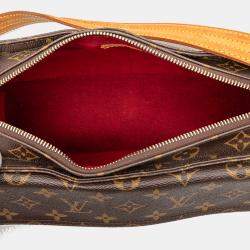 مملوكة مسبقًا حقيبة يد لويس فيتون فيفا سيت حجم متوسط بنية بنقش المونوغرام