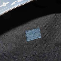 مملوكة مسبقًا Louis Vuitton Monogram Shadow Discovery Backpack Pm Leather Navy Blue