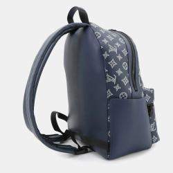 مملوكة مسبقًا Louis Vuitton Monogram Shadow Discovery Backpack Pm Leather Navy Blue