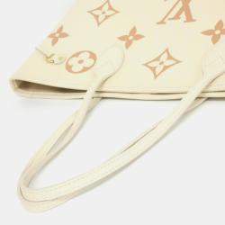 مملوكة مسبقًا حقيبة لويس فيتون نيفرفول أم أم إمبريت مونوجرام ثنائية اللون