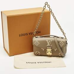 Pre Owned Louis Vuitton Pochette Metis East West Tourterelle/Creme Monogram Empreinte Leather Shoulder Bag