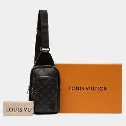 مملوكة مسبقًا Louis Vuitton Black Monogram Eclipse Avenue Slingbag PM