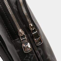 مملوكة مسبقًا Louis Vuitton Black Monogram Eclipse Avenue Slingbag PM