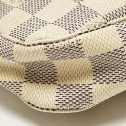 مملوكة مسبقًا Louis Vuitton Damier Azur Pochette Accessoires Bag