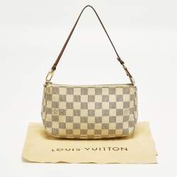 مملوكة مسبقًا Louis Vuitton Damier Azur Pochette Accessoires Bag