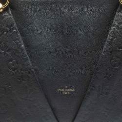 مملوكة مسبقًا Louis Vuitton V MM Black Monogram Empreinte Leather Tote