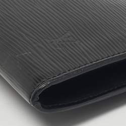 Pre Owned Louis Vuitton Pochette Accessoires Black Epi Leather Bag