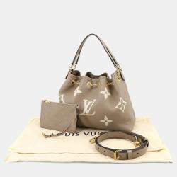 مملوكة مسبقًا حقيبة لويس فويتون باندل ليفرمونوجرام تورترل كريم جلد إمبريانت