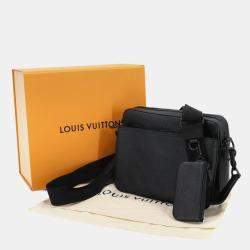 Pre Owned Louis Vuitton Trio Messenger Noir Monogram Shadow Leather Shoulder Bag
