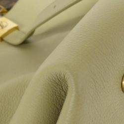 مملوكة مسبقًا Louis Vuitton Lowkey Cabas Mm Handbag