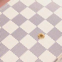 مملوكة مسبقًا Louis Vuitton White Damier Azur Pochette Felicie
