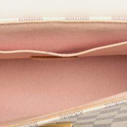 مملوكة مسبقًا حقيبة لويس فيتون كرويزيت دامير أزور أبيض