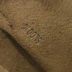 مملوكة مسبقًا حقيبة إكسسوارات لوي فيتون بوشت متعددة الألوان سوداء