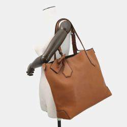 مملوكة مسبقًا حقيبة لوي فيتون كالف سكين ميليزيم كوير توت الجديدة