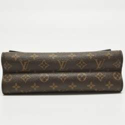 مملوكة مسبقًا Louis Vuitton Victoire Black Monogram Canvas Bag
