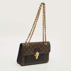 مملوكة مسبقًا حقيبة لويس فيتون فيكتوار قماش مونوغرام أزرق بحري