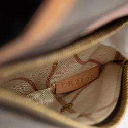 مملوكة مسبقًا Louis Vuitton Brown Monogram Summer Trunk Pochette Metis